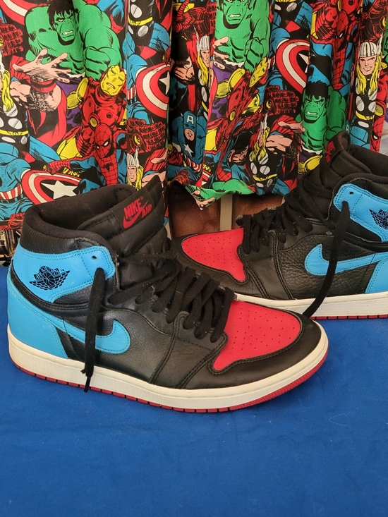 Jordan Shoes - Nike Air Jordan 1 High OG - Black/University Blue/Red Size 10
